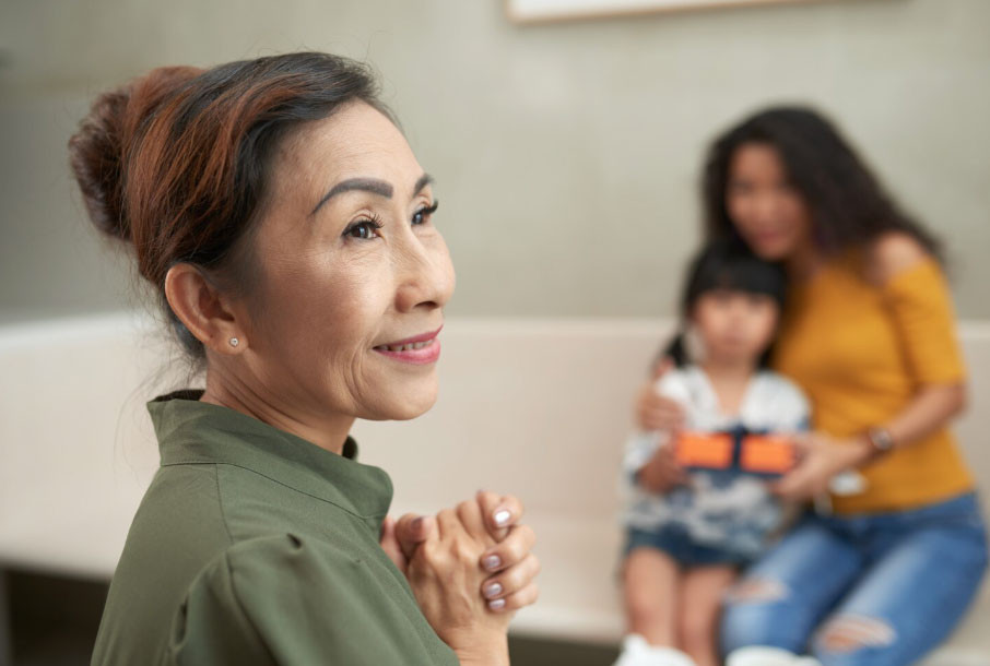 Mẹ chồng cấm con dâu về nhà ngoại ăn Tết, con trai nói một câu khiến bà cứng họng插图 Mẹ chồng cấm con dâu về nhà ngoại ăn Tết, con trai nói một câu khiến bà cứng họng - Ảnh 1.