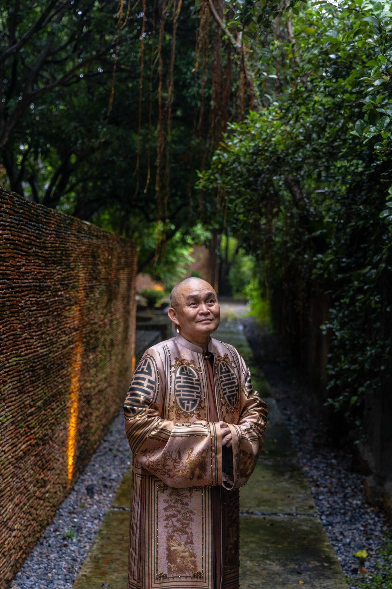 Xuân Hinh tuổi xế chiều yêu chiều vợ như 'vua chúa' vì sợ vợ bỏ đi - Ảnh 4.