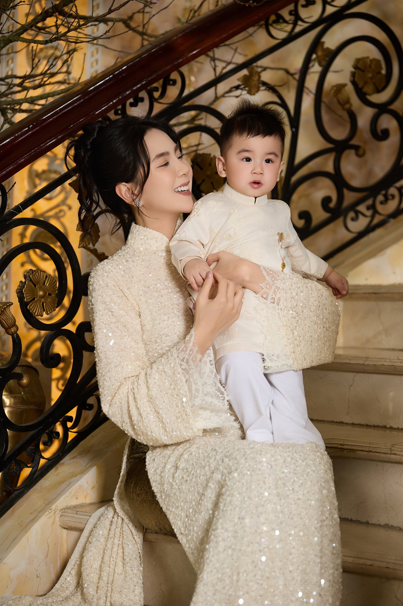 Biểu cảm đáng yêu của con trai MC Mai Ngọc 'đốn tim' fan插图2 Biểu cảm đáng yêu của con trai MC Mai Ngọc khiến fan ' đốn tim ' 2026 - Ảnh 3.