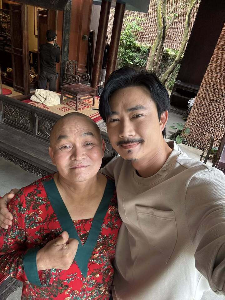 Nam diễn viên Tiến Lộc vào vai con trai Xuân Hinh trong phim Tết