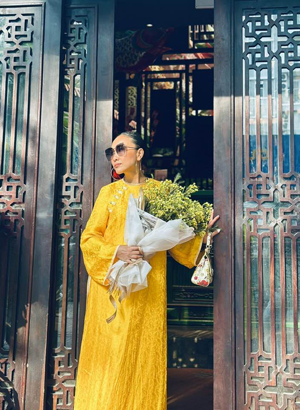 Nữ ca sĩ tuổi Ngọ lấy chồng Thụy Điển ở đời thực có cuộc sống viên mãn, tròn đầy - Ảnh 3.