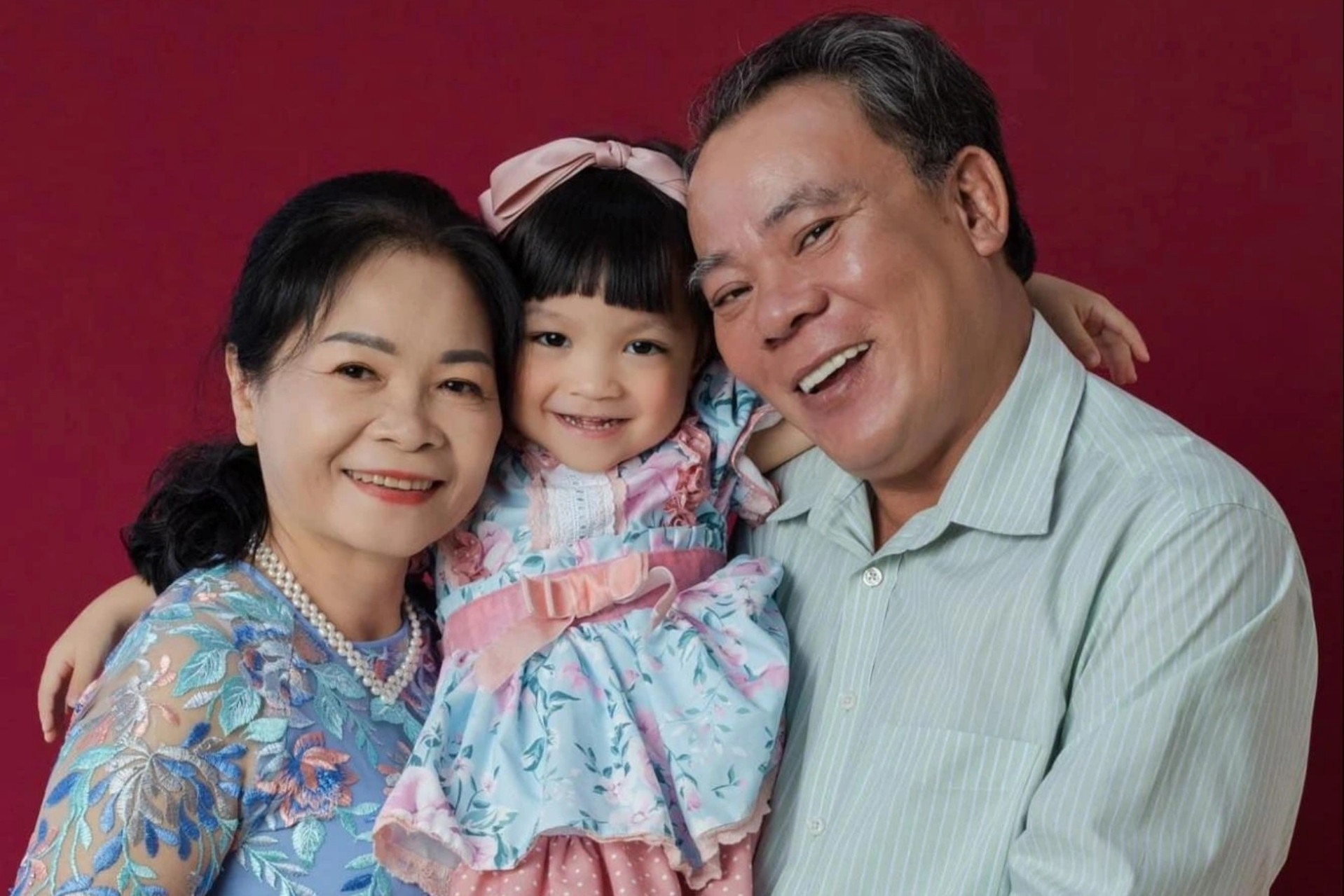 Diễn viên Phương Bình 34 năm sống xa vợ, tiết lộ nỗi day dứt ở tuổi 60插图1 batch_image5 cropped 1770699848274.jpg