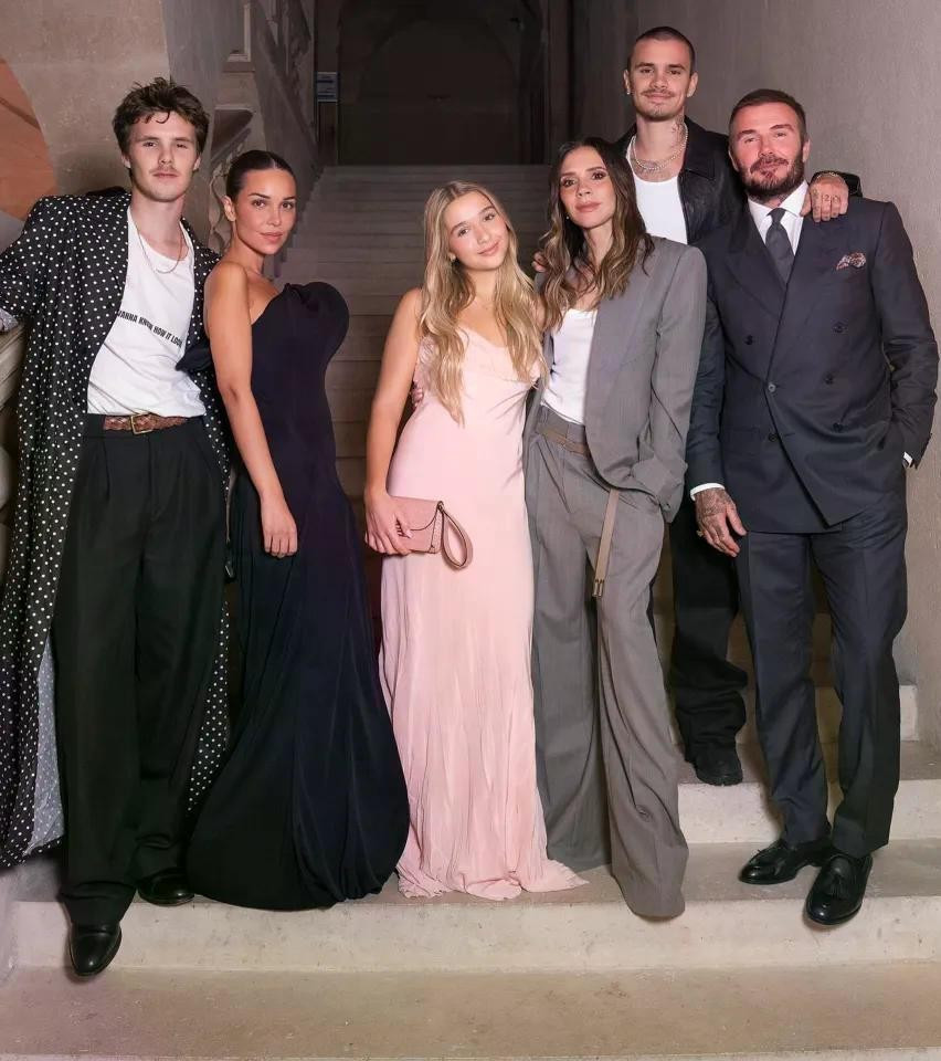 Chuyện ‘biến nguy thành cơ’ của nhà Beckham插图 2-7494.jpg