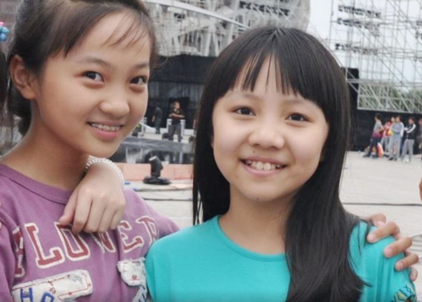 Sao nhí từng 'hát nhép' tại Olympic Bắc Kinh 2008: Từ bỏ nghệ thuật, sống bình dị插图1 Sao nhí từng