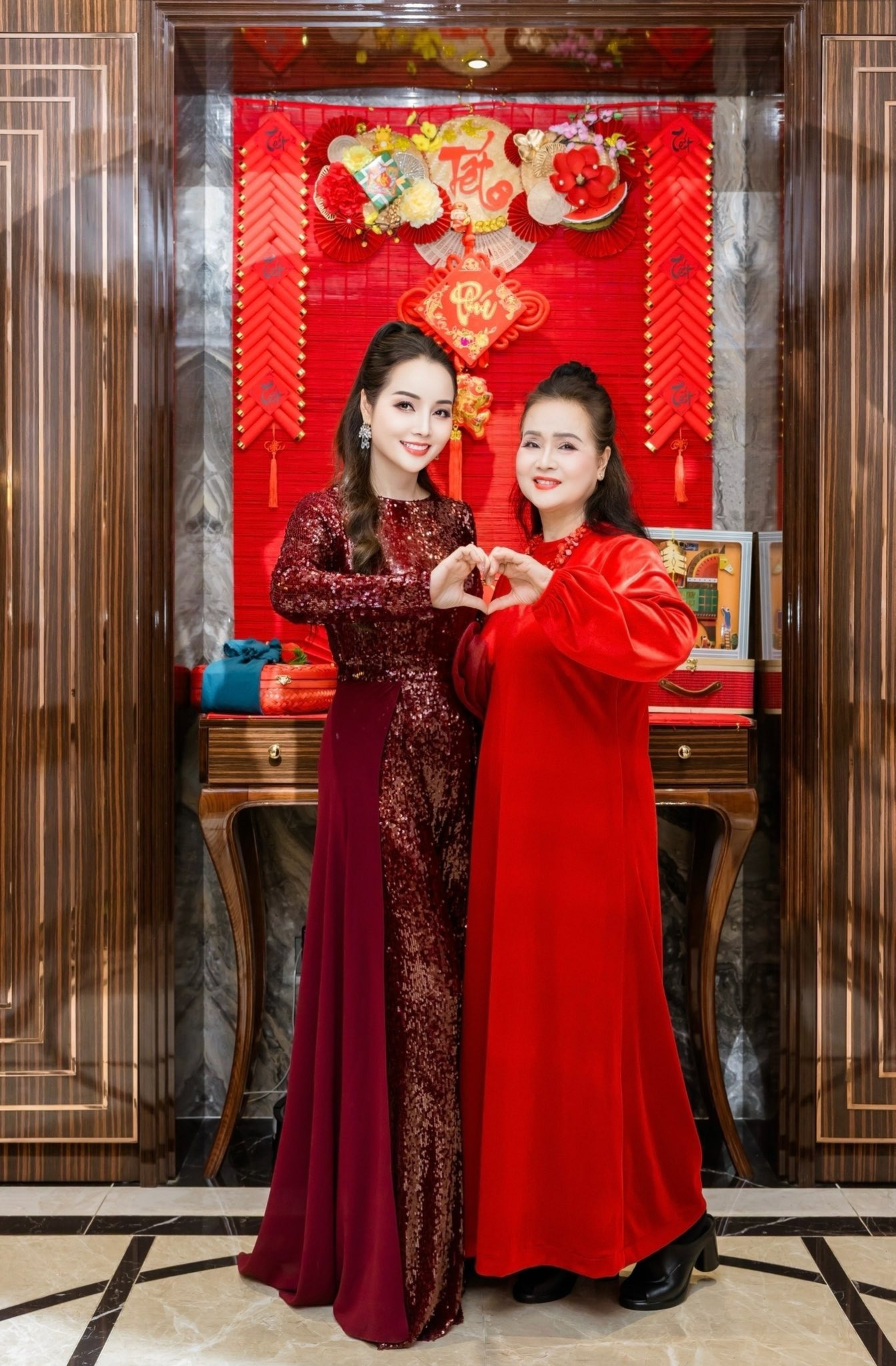 Tết ấm áp trong vòng tay nội – ngoại của gia đình Mai Thu Huyền插图4 Tết ấm áp trong vòng tay nội - ngoại của gia đình Mai Thu Huyền - Ảnh 8.