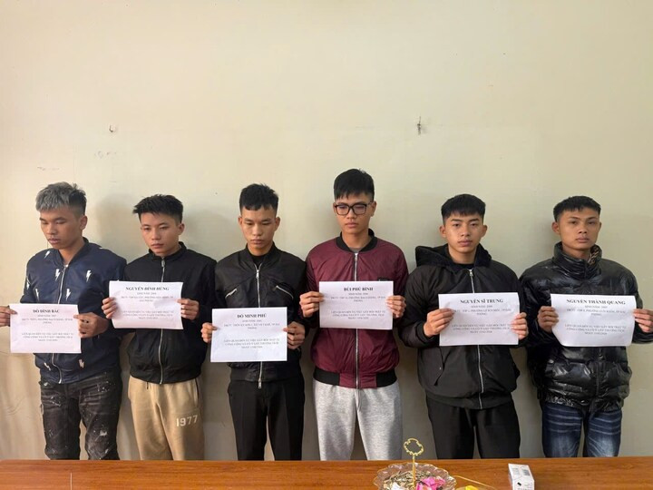 Các nghi phạm liên quan bị triệu tập.