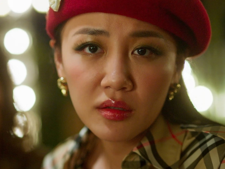 Nữ ca sĩ Văn Mai Hương đang nhận được nhiều lời khen từ khán giả, là điểm sáng trong bộ phim Tết