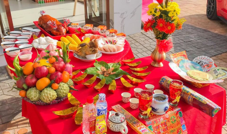 Đây mới là bí kíp cúng khai trương đầu năm để suôn sẻ thuận lợi - Ảnh 3.