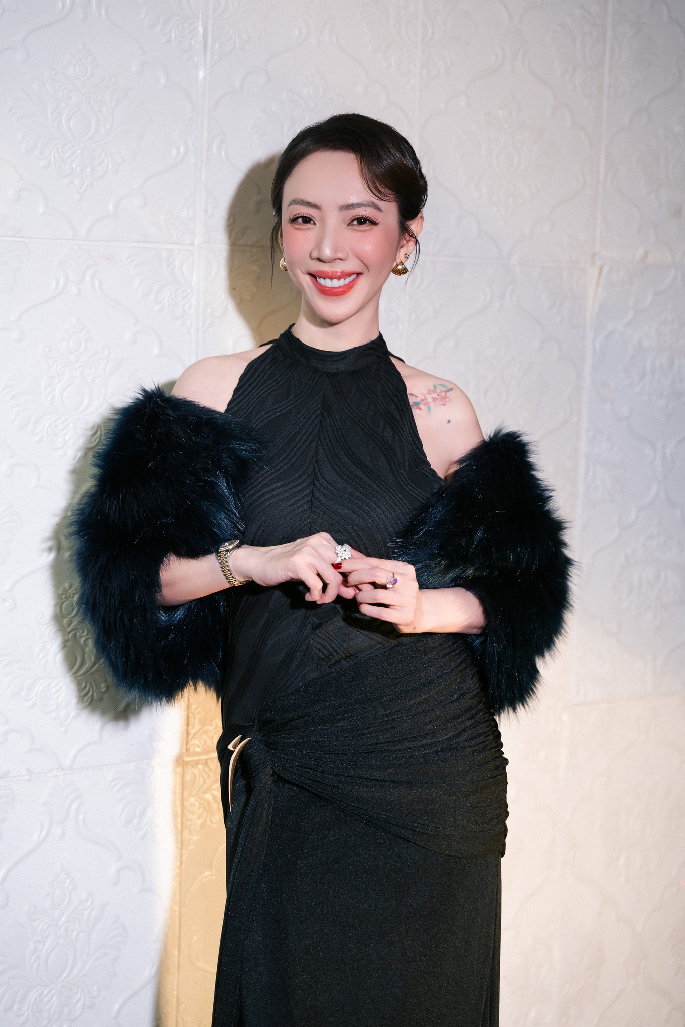 BÀI XUÂN ONLINE NGÀY 22-2 (MÙNG 6). TỰA: Thu Trang: 