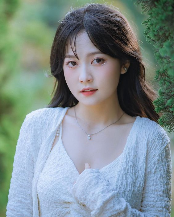 Đúng hôm nay, thứ Hai 23/2/2026, 3 con giáp 'gánh bạc gánh vàng' về nhà, tiền tài quấn lấy thân, sung túc bất ngờ - Ảnh 3