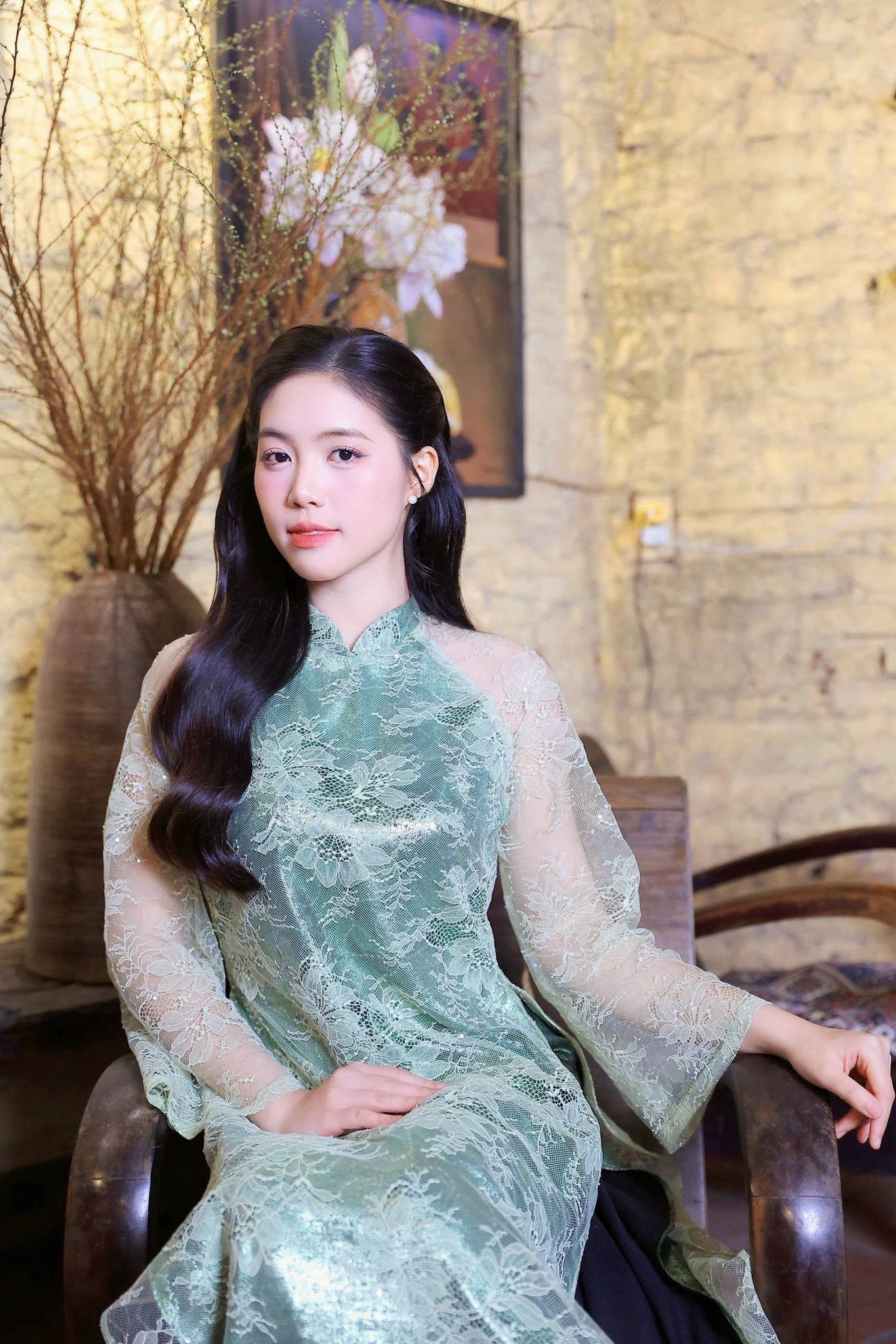 Nữ Thiếu úy là Á hậu Việt Nam gây chú ý trong ngày đầu năm mới插图1 Nữ thiếu úy là Á hậu Việt Nam gây chú ý - Ảnh 3.