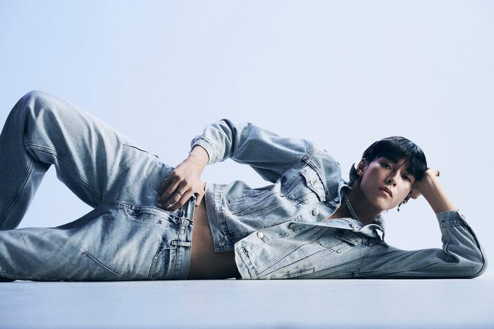 Tại buổi ra mắt