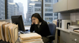 ngot ngat chon cong so khi phai co theo duoi uoc mo cua... bo me hinh anh 1