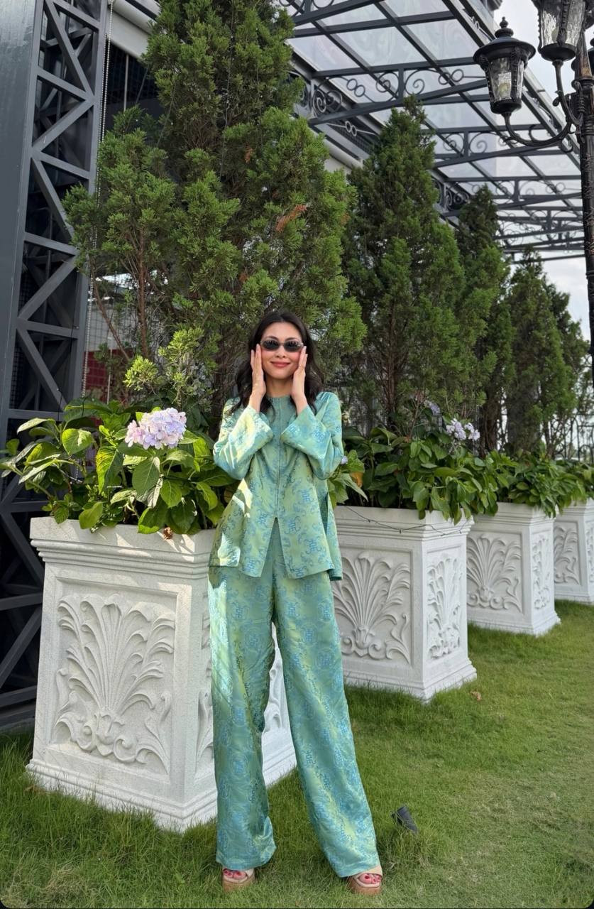 Tăng Thanh Hà hé lộ cách gia đình tỷ phú đón Tết bên trong biệt thự插图1