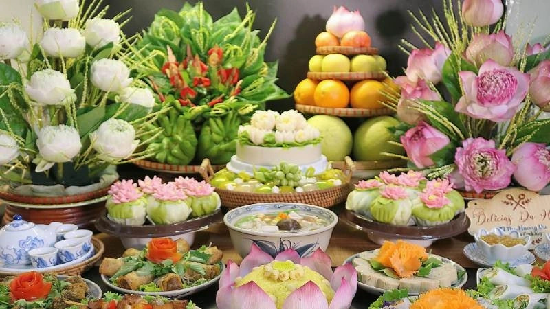 van khan ram thang gieng chuan nghi le tai gia cau binh an, tai loc dau nam hinh anh 1