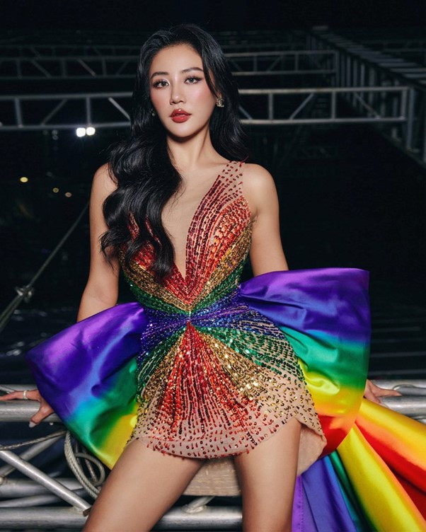 Mỹ nhân hot bậc nhất siêu phẩm trăm tỷ là thủ khoa thanh nhạc, nhiều album hàng đầu Việt Nam- Ảnh 8.