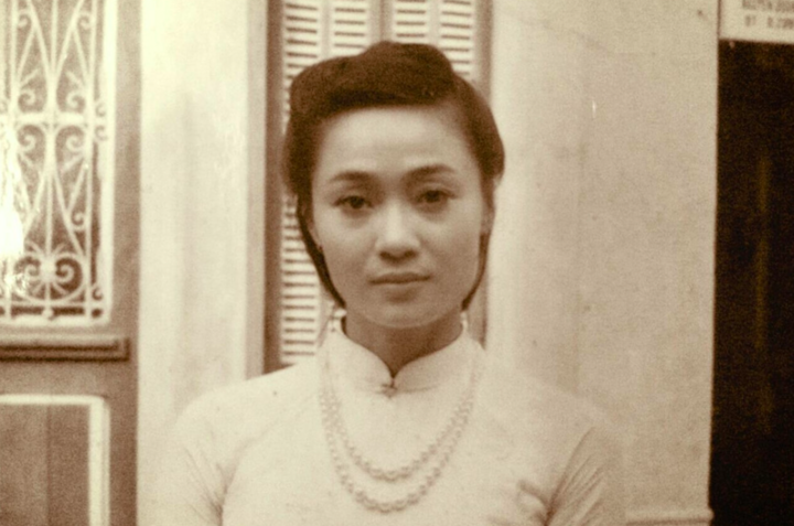 'Người tình màn ảnh' của Hồng Đăng: Mỹ nhân một thời, U50 trẻ đẹp ngỡ ngàng插图2 Sở hữu gương mặt hiền hậu, đài các, Quách Thu Phương là ''mỹ nhân màn ảnh'' một thời.