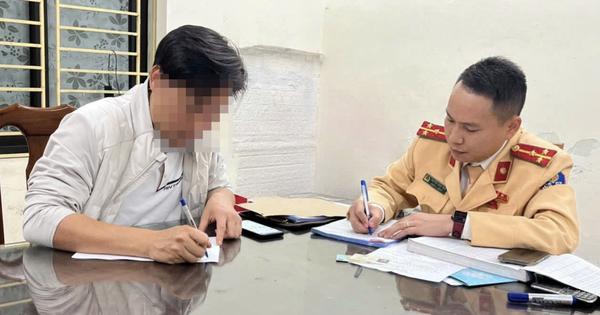 Khởi tố tài xế &amp;apos;khóa đuôi&amp;apos; ô tô, thách thức &amp;apos;đỗ đến mai&amp;apos; ở Hà Tĩnh插图2