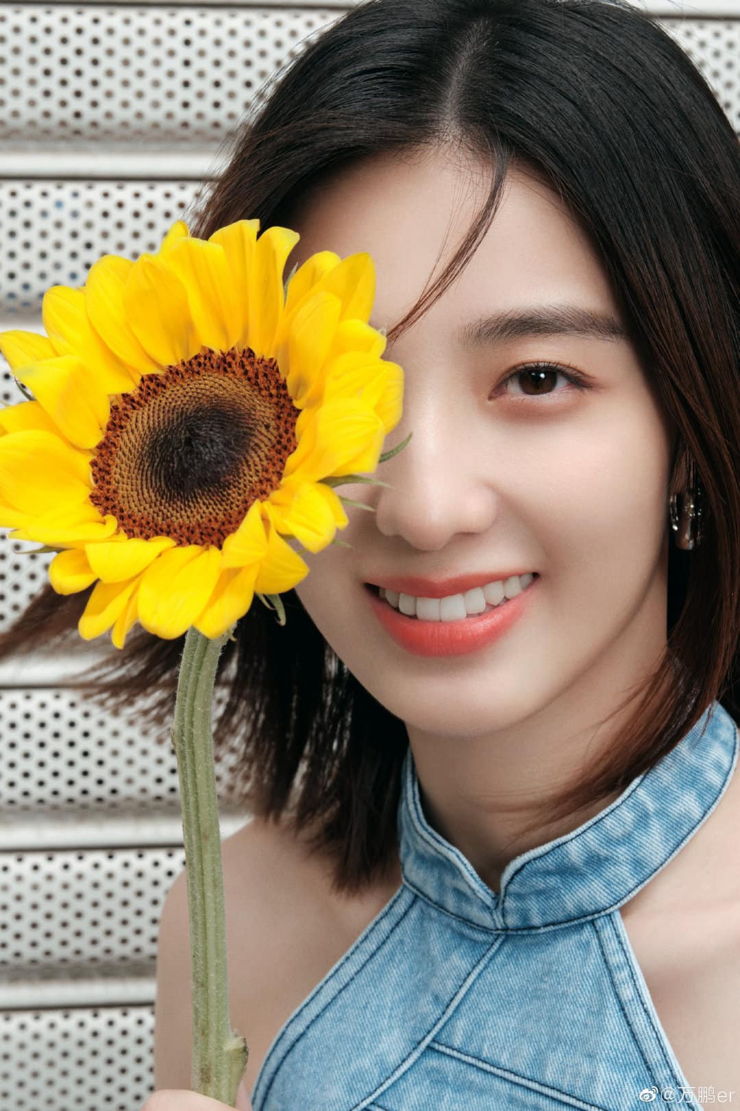 Tử vi thứ Sáu 27/2/2026 của 12 con giáp: Dần - Ngọ tiền vàng bát ngát, sự nghiệp hồng phát, Tý - Thân xui xẻo liên miên, khó khăn trăm bề - Ảnh 1