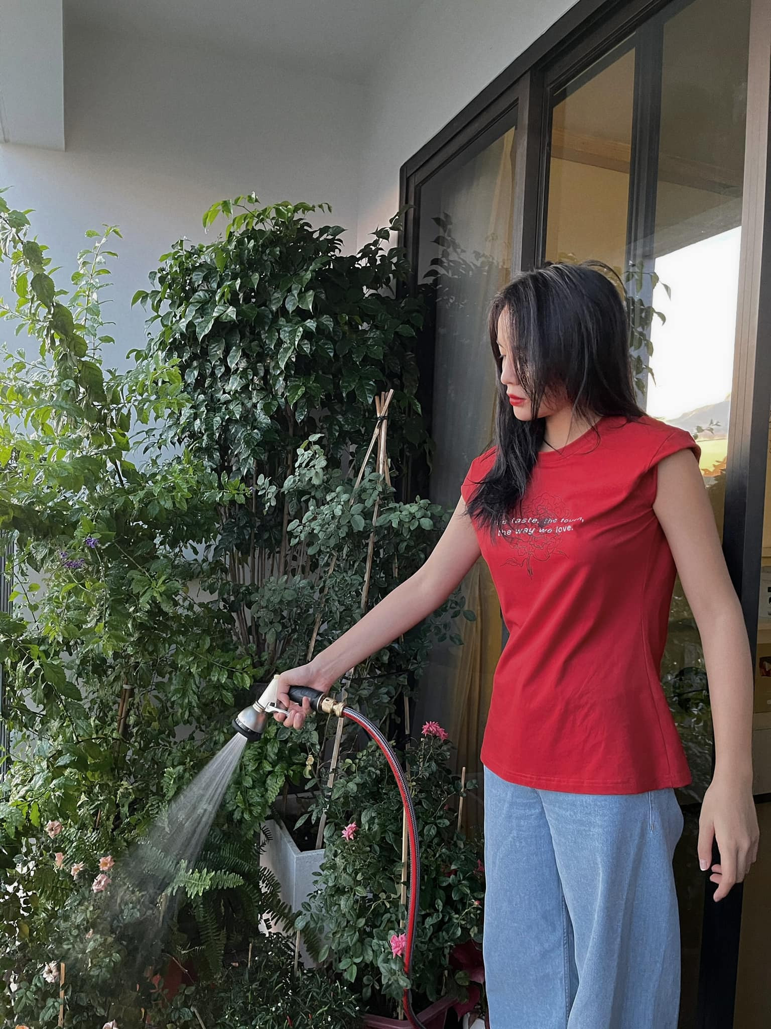 Không gian sống độc đáo của Hoa hậu Kỳ Duyên trong căn hộ mới 2026 - Ảnh 12.