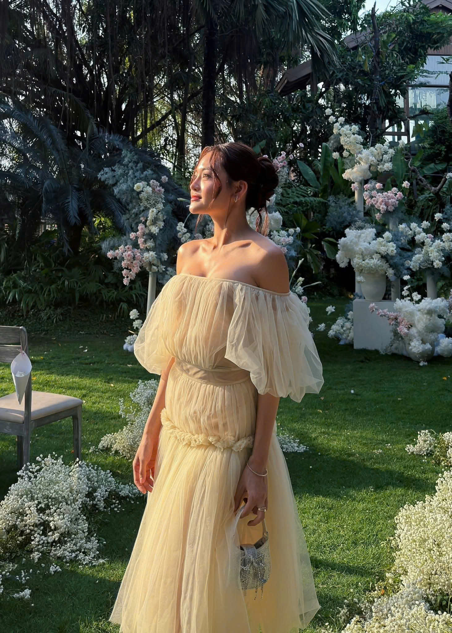 'Gái già lắm chiêu' Thùy Anh gợi cảm đón tuổi 31 - Ảnh 9.