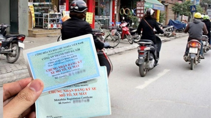 Mức phạt quên mang hoặc không có giấy tờ xe máy, ô tô theo quy định mới nhất插图 Quên mang theo các loại giấy tờ ô tô, xe máy khi ra đường có thể bị phạt rất nặng