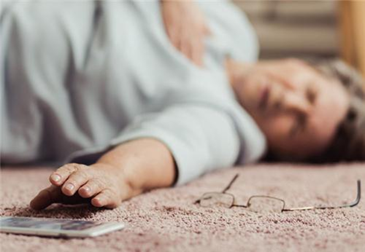 Người phụ nữ đột ngột tử vong vì cứ mải miết thực hiện thói quen ‘vạn người mê’插图 Người phụ nữ 68 tuổi đột ngột tử vong giữa đêm vì mải miết thói quen