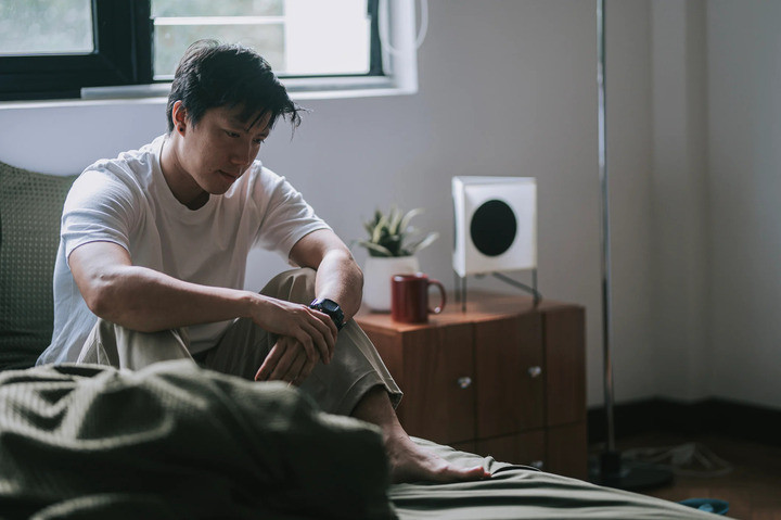 Tôi suy sụp sau khi tình cờ phát hiện ra vợ ngoại tình. (Ảnh minh họa: Getty Image)