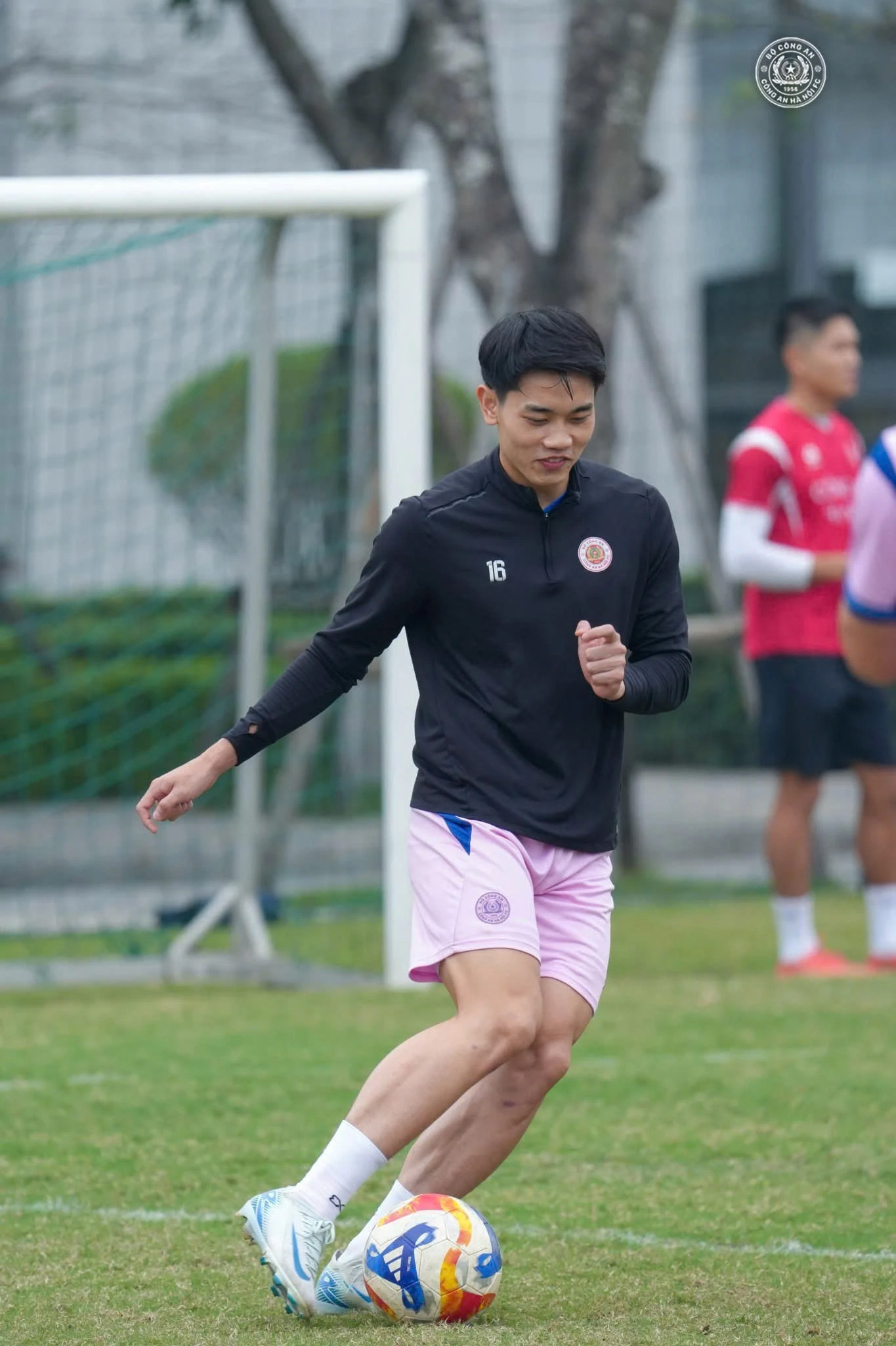 Đình Bắc – Đoàn Văn Hậu với khoảnh khắc đặc biệt - Ảnh 2.