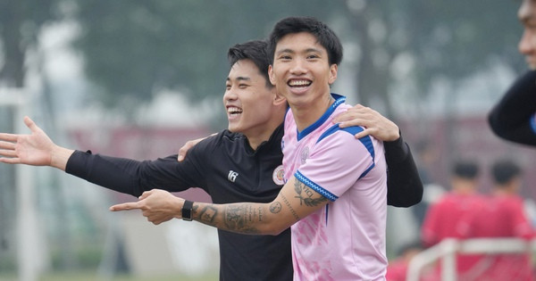 Đình Bắc được Hoà Minzy công khai ôm ngay trên sân khấu插图3