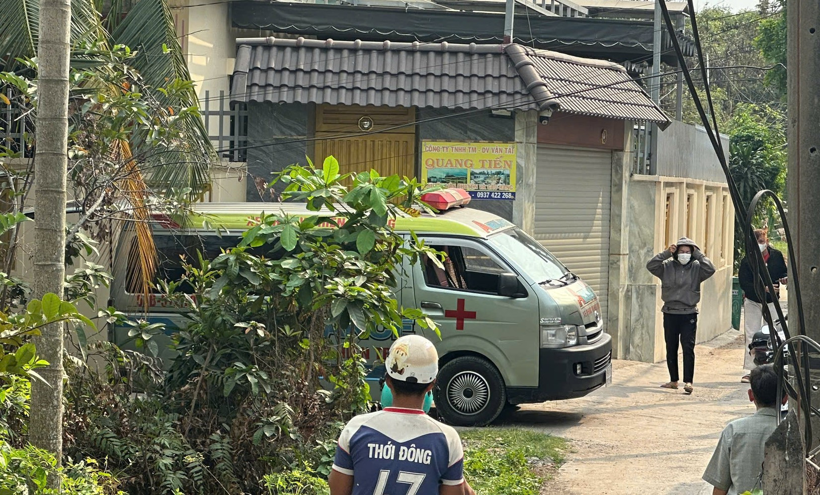 Phát hiện hai vợ chồng tử vong trong căn nhà riêng ở TPHCM插图 z7504308815693_e45b9fd64c3ffa992e2a158ca8260d4d.jpg