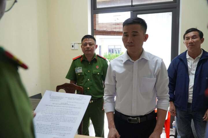 Nguyễn Văn Hoàng bị bắt giam. (Ảnh: C.A)