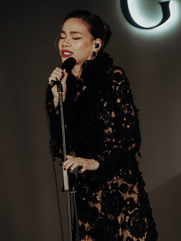 Cận cảnh Hồ Ngọc Hà 'độ' body đón Tết Bính Ngọ với lịch trình tập luyện và ăn uống - Ảnh 9.