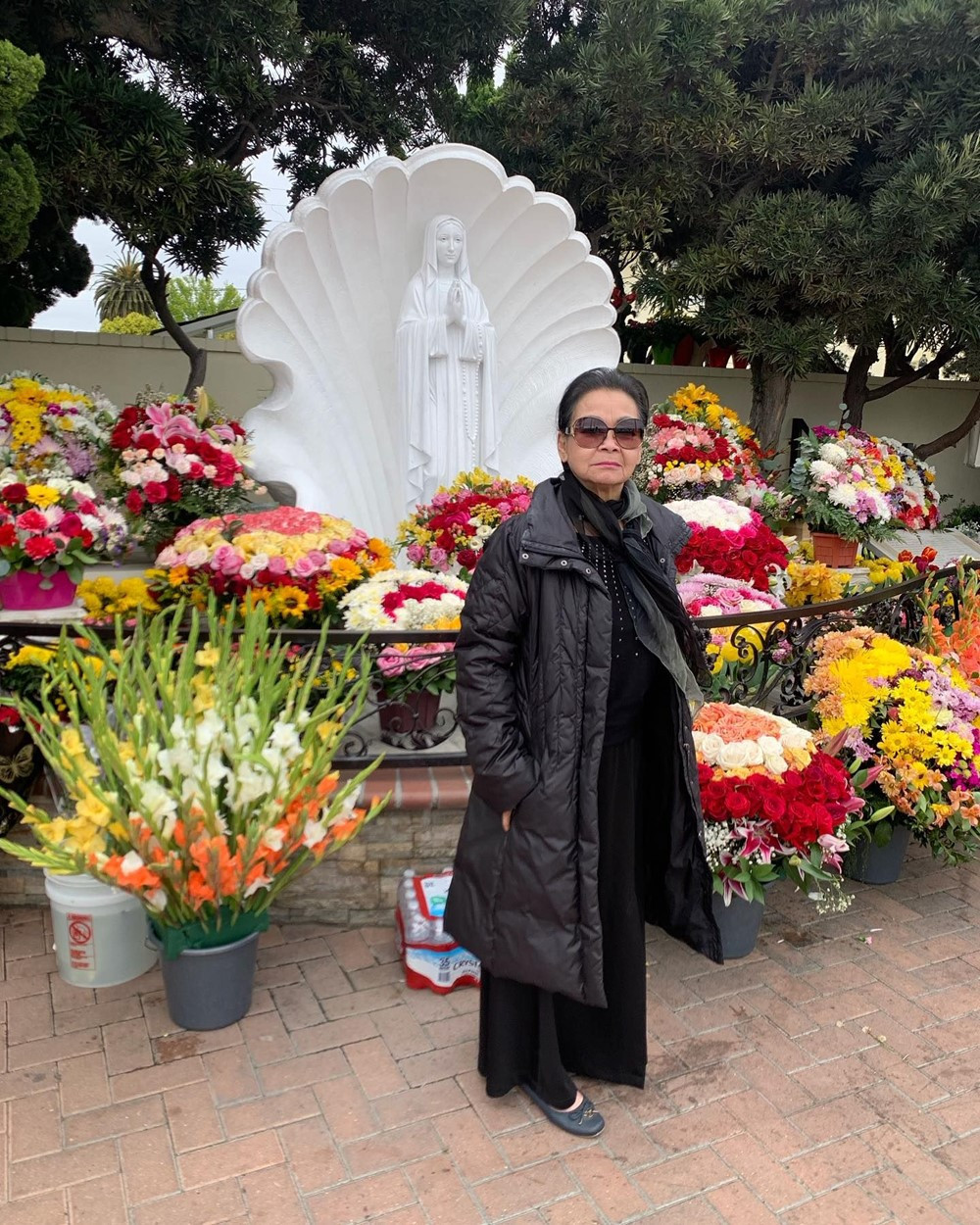 Nữ danh ca nổi tiếng sau cơn đột quỵ, cuộc sống bị