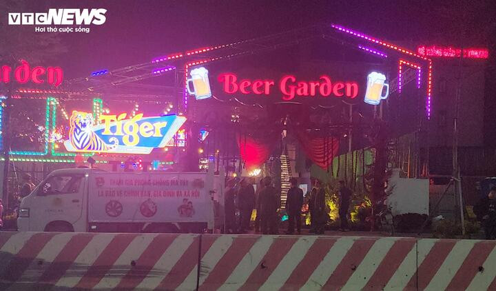 Sau ít phút phóng viên phản ánh tới lãnh đạo Công an TP Hải Phòng, Công an phường Thủy Nguyên đã đến hiện trường kiểm tra, xử lý vụ việc.