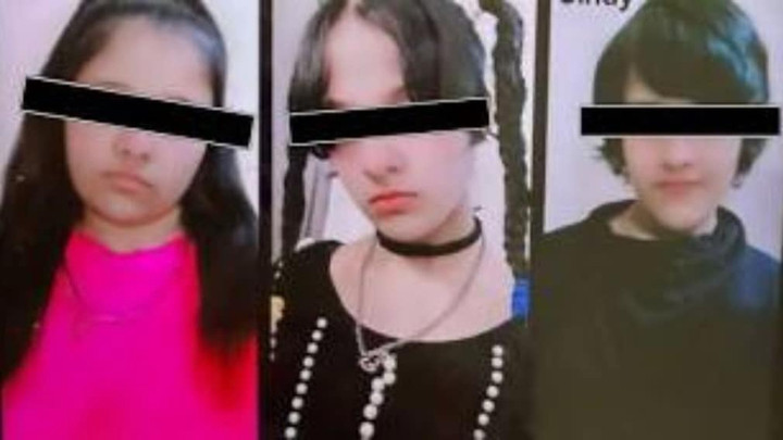 3 chị em gái nhảy lầu tự tử do bố mẹ tịch thu điện thoại插图 3 chị em Nishika (16 tuổi), Prachi (14 tuổi) và Pakhi (12 tuổi).