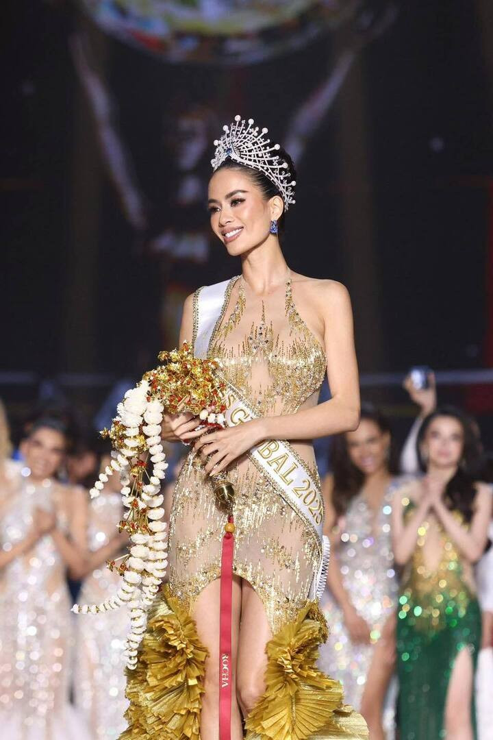 Tháng 3/2025, Như Vân vượt qua 60 cô gái khắp thế giới để đăng quang Miss Global (Hoa hậu Toàn cầu). Đây cũng là lần đầu tiên Việt Nam chiến thắng tại đấu trường nhan sắc này.