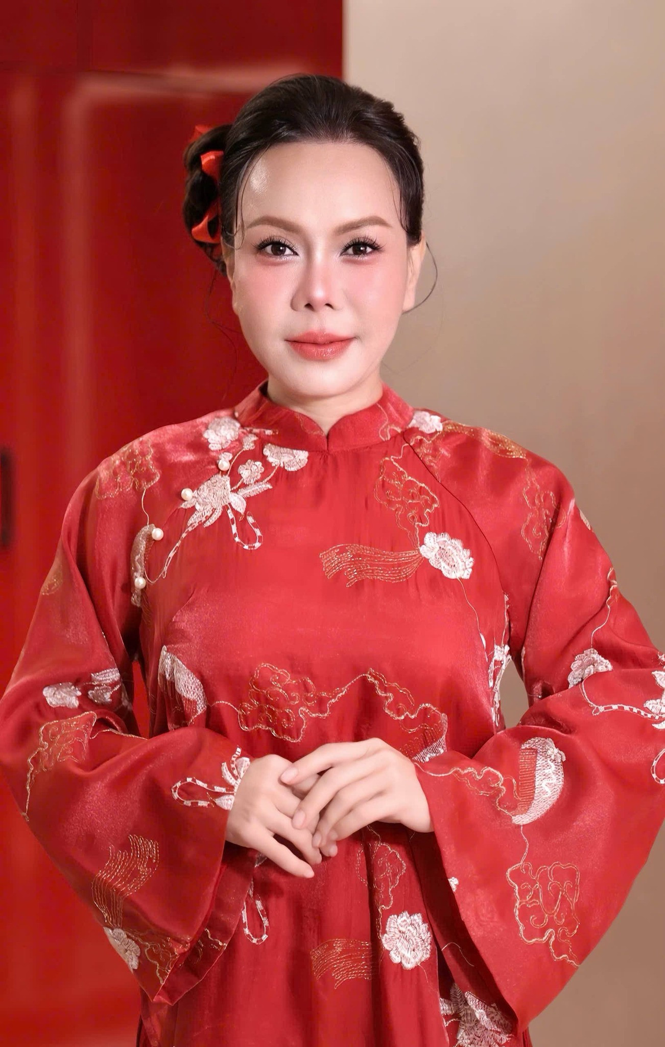 Tin vui của Việt Hương ở tuổi 50插图 Việt Hương tỏa sáng với thành công điện ảnh tại giải Ngôi Sao Xanh 2025 - Ảnh 1.