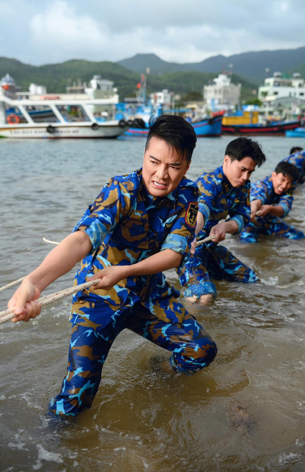 Ca sĩ Đàm Vĩnh Hưng tìm bình yên sau biến cố, mở quán bán cà phê ở tuổi 55 - Ảnh 7.