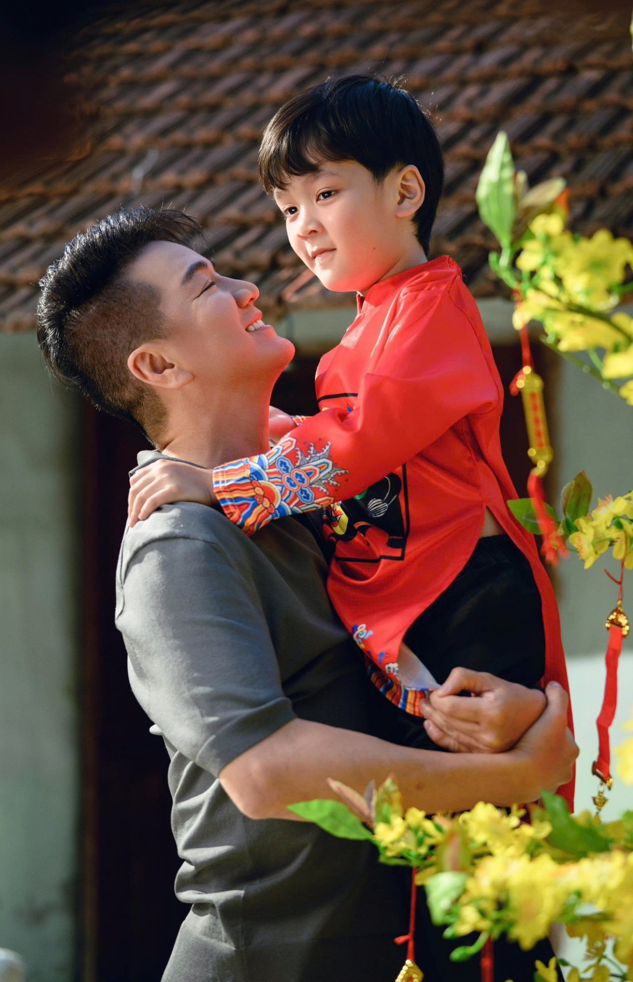 Ca sĩ Đàm Vĩnh Hưng tìm bình yên sau biến cố, mở quán bán cà phê ở tuổi 55 - Ảnh 4.