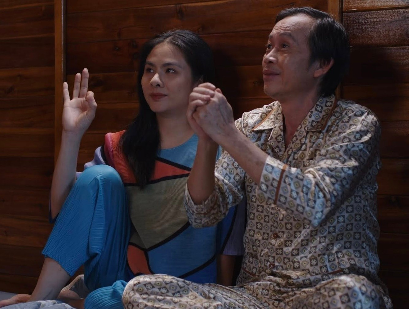 Hoài Linh, Huỳnh Lập nhảy vào cuộc đua插图3 623810102-4132622756883391-189130419159909106-n.jpg