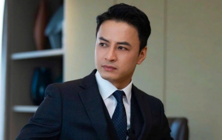 Sự trở lại của Hồng Đăng gây nhiều tranh luận trên các diễn đàn phim ảnh.