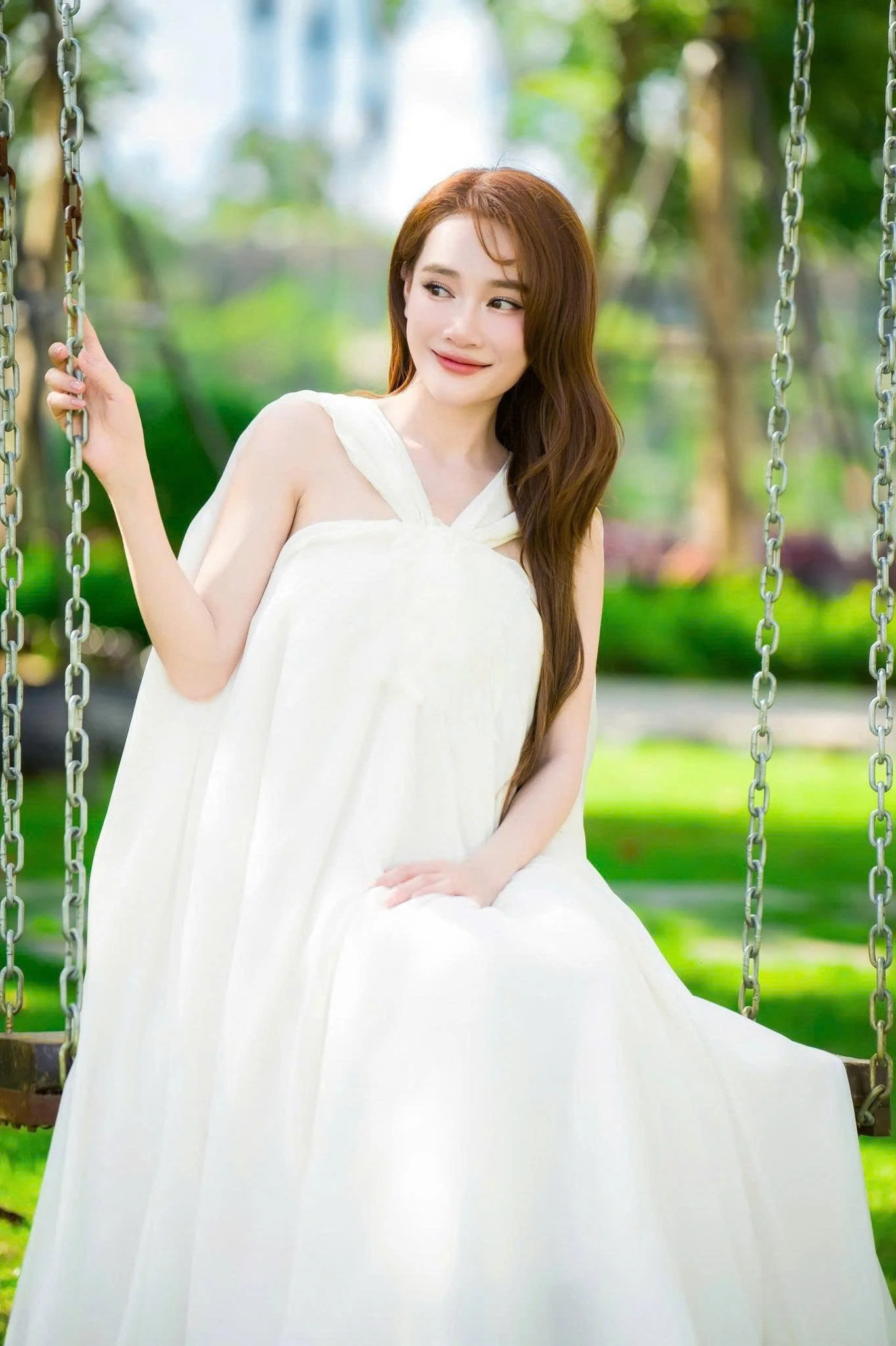 Nhã Phương khoe vóc dáng sau sinh con thứ 3插图2 Nhã Phương khoe vóc dáng sau sinh con thứ 3 - Ảnh 3.