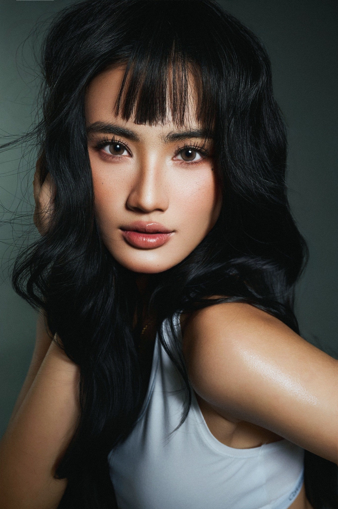 Ý Nhi sexy trước khi kết thúc nhiệm kỳ Hoa hậu: Sự lột xác ngoạn mục - Ảnh 5.