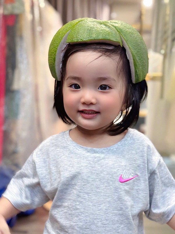 Lisa nhà Khánh Thi - Phan Hiển lần đầu diễn sân khấu , gây sốt cộng đồng mạng - Ảnh 2.