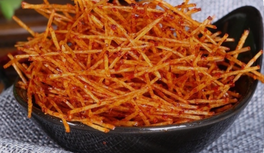 Thưởng Tết “không giống ai”: Nhân viên nhận quà