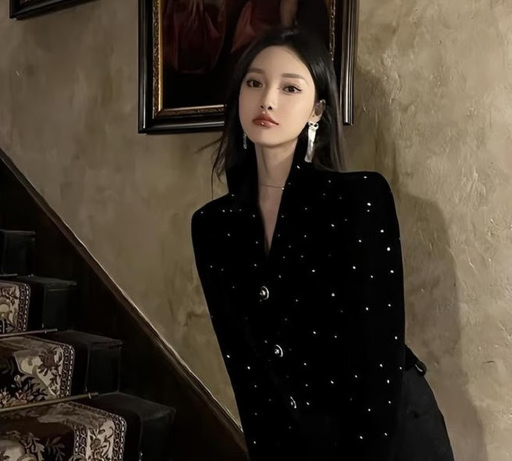 Vụ lừa đảo chấn động dư luận Trung Quốc: Trợ lý mạo danh KOL trục lợi 4 tỷ đồng插图 Chen là người có tầm ảnh hưởng trên mạng về thời trang. (Ảnh: 163)