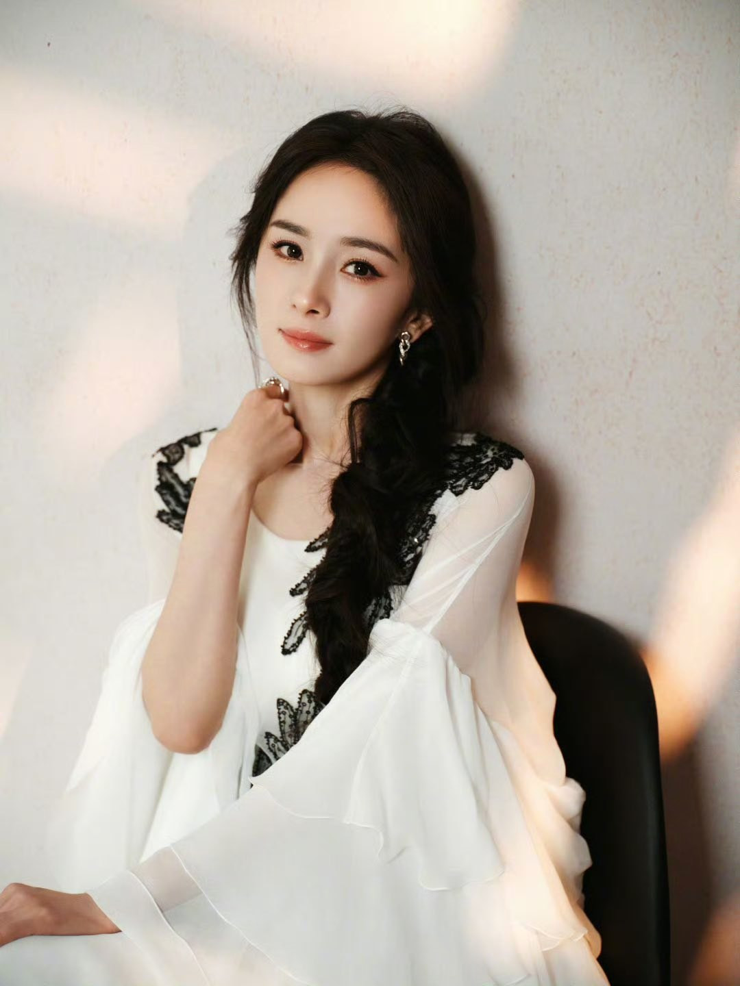 Tử vi thứ Hai 2/3/2026 của 12 con giáp: Dần - Mùi tài lộc đầy nhà, kiếm tiền mệt nghỉ, Tý - Thân tình tiền luẩn quẩn, công việc trắc trở không ngừng - Ảnh 2