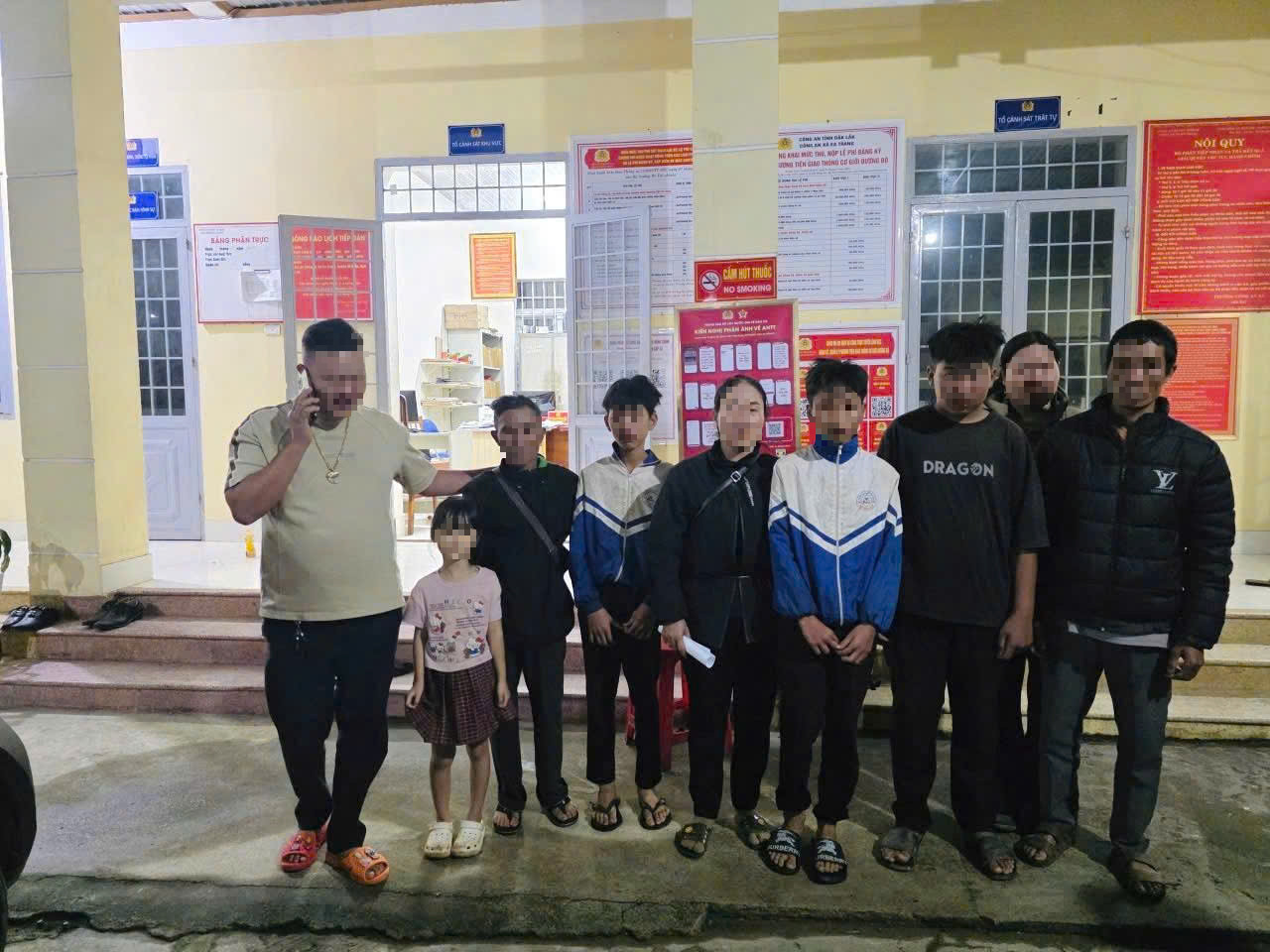 Ba thiếu niên bỏ nhà đi 250km từ Lâm Đồng sang Đắk Lắk không đội mũ bảo hiểm - Ảnh 2.