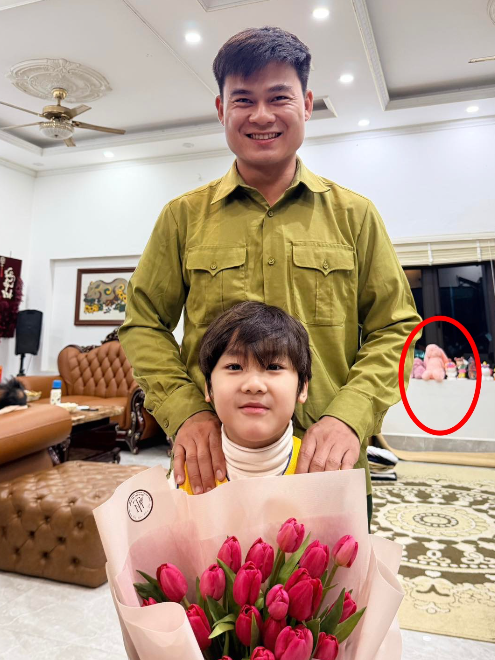 Phản ứng gây chú ý của Hoà Minzy về thông tin 'em gái bé Bo' - Ảnh 1